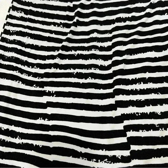 Trina Turk Black & White Stripe Dress, size M - Picture 5 of 7